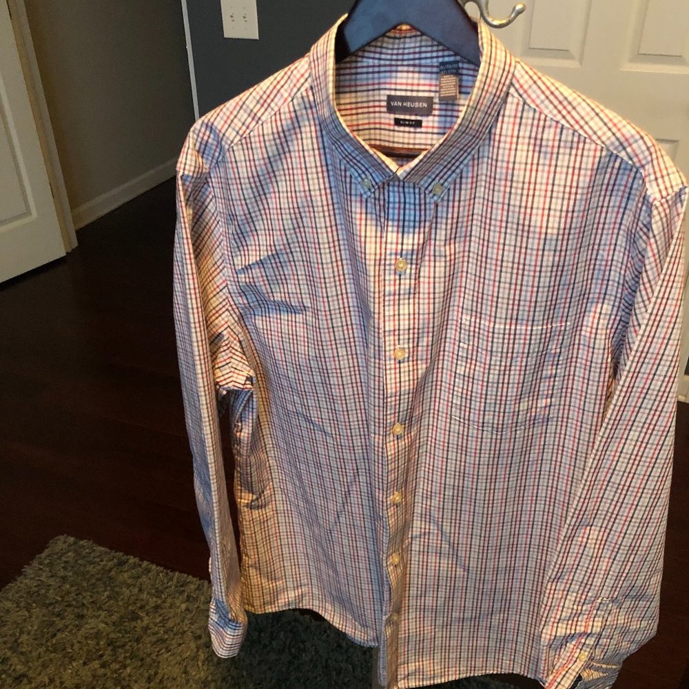 Van Heusen Men's Slim Fit Button Down (XL)